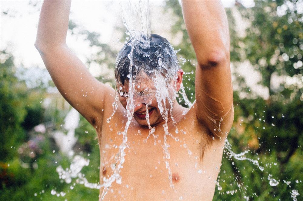 обливание водой